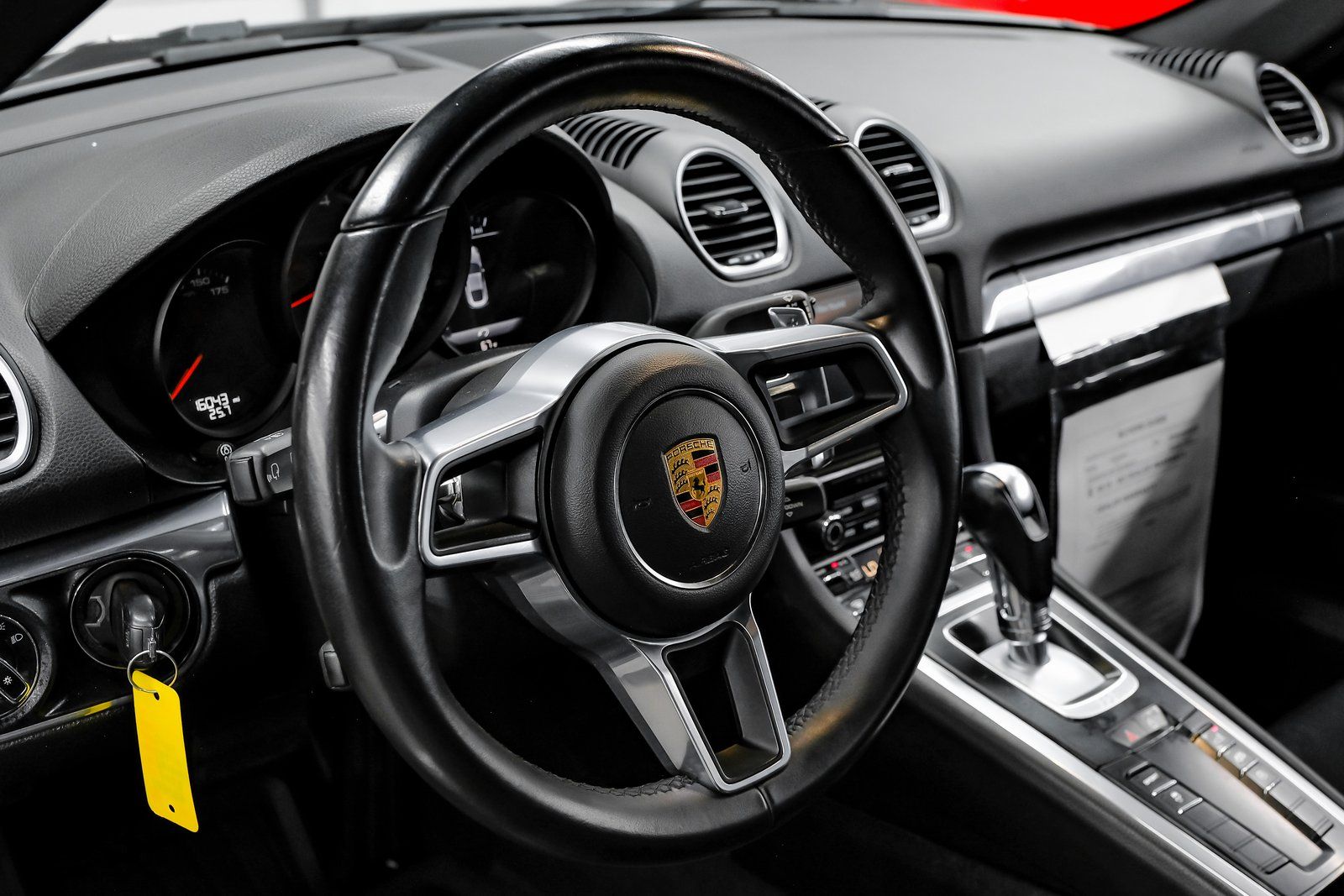 2022 Porsche 718 Cayman thumbnail 24