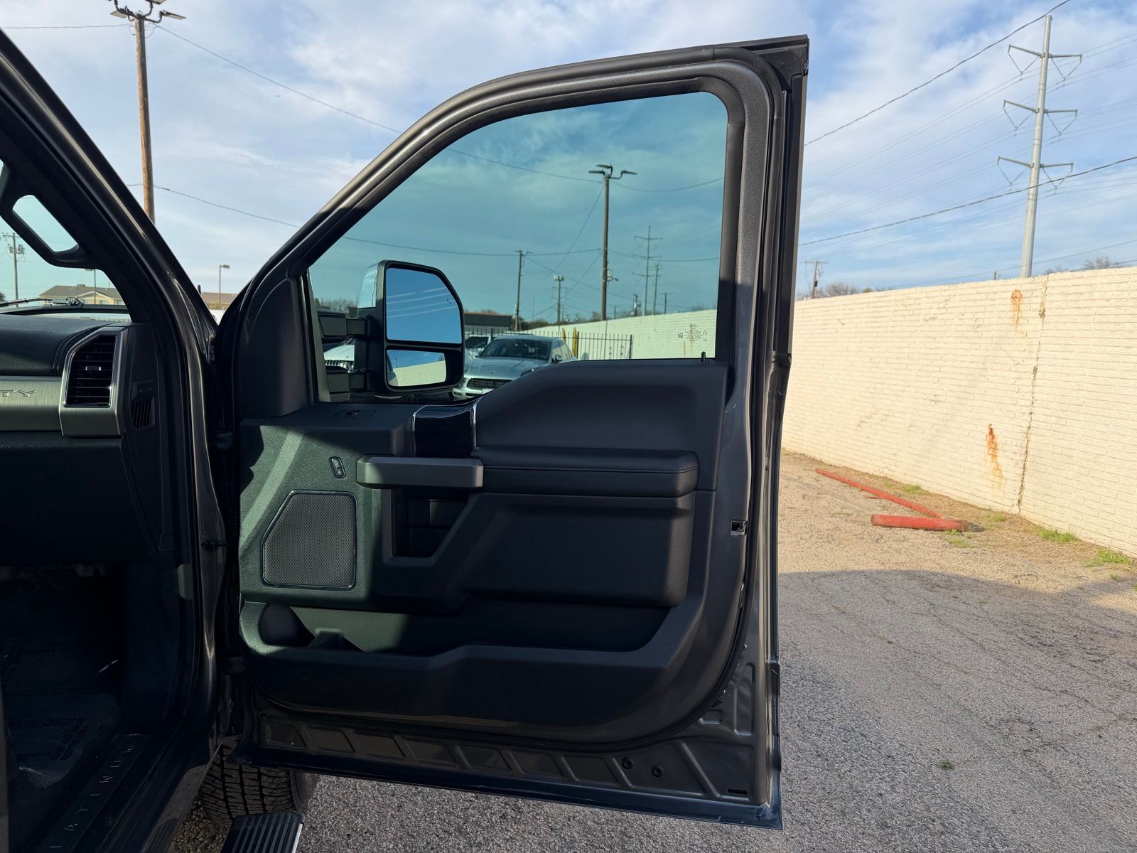 2022 Ford F-250 thumbnail 24