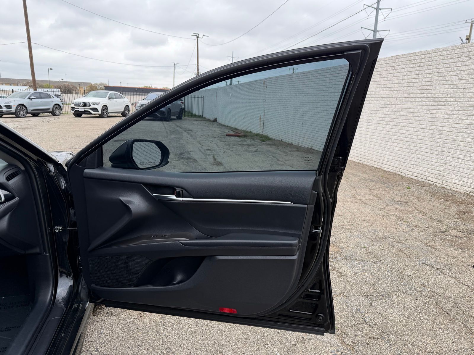 2021 Toyota Camry thumbnail 26