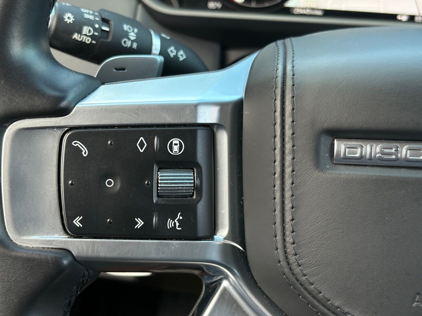 2024 Land Rover Discovery Metropolitan Edition - Photo 20