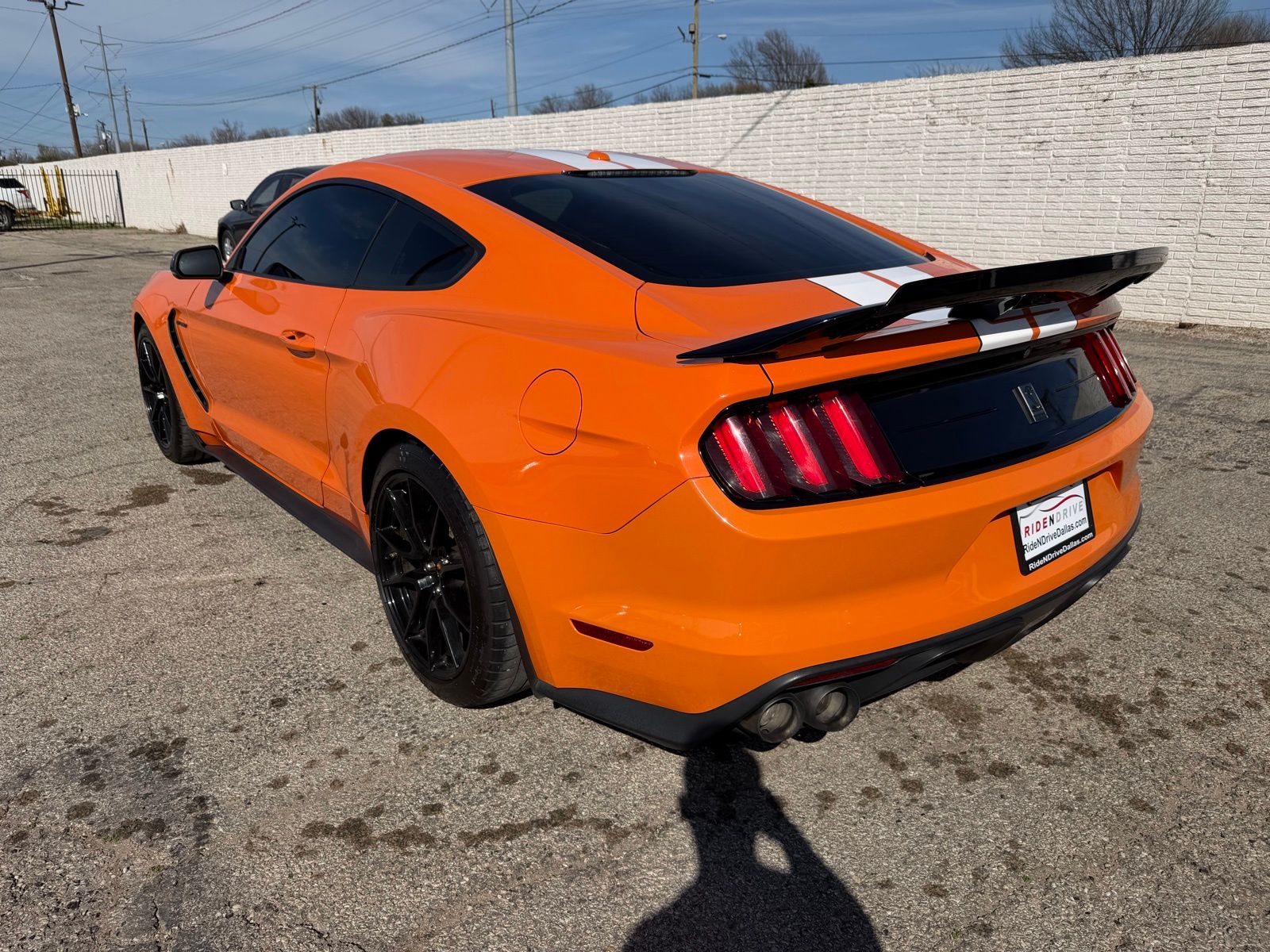 2020 Ford Mustang Shelby GT350 thumbnail 5