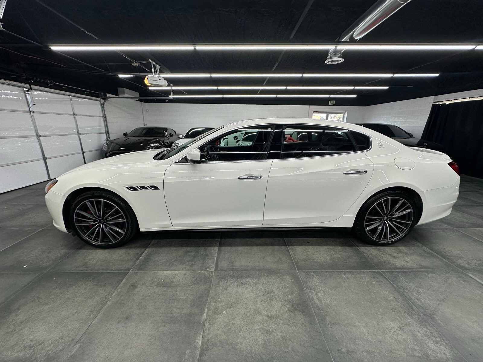 2020 Maserati Quattroporte S Q4 photo 3