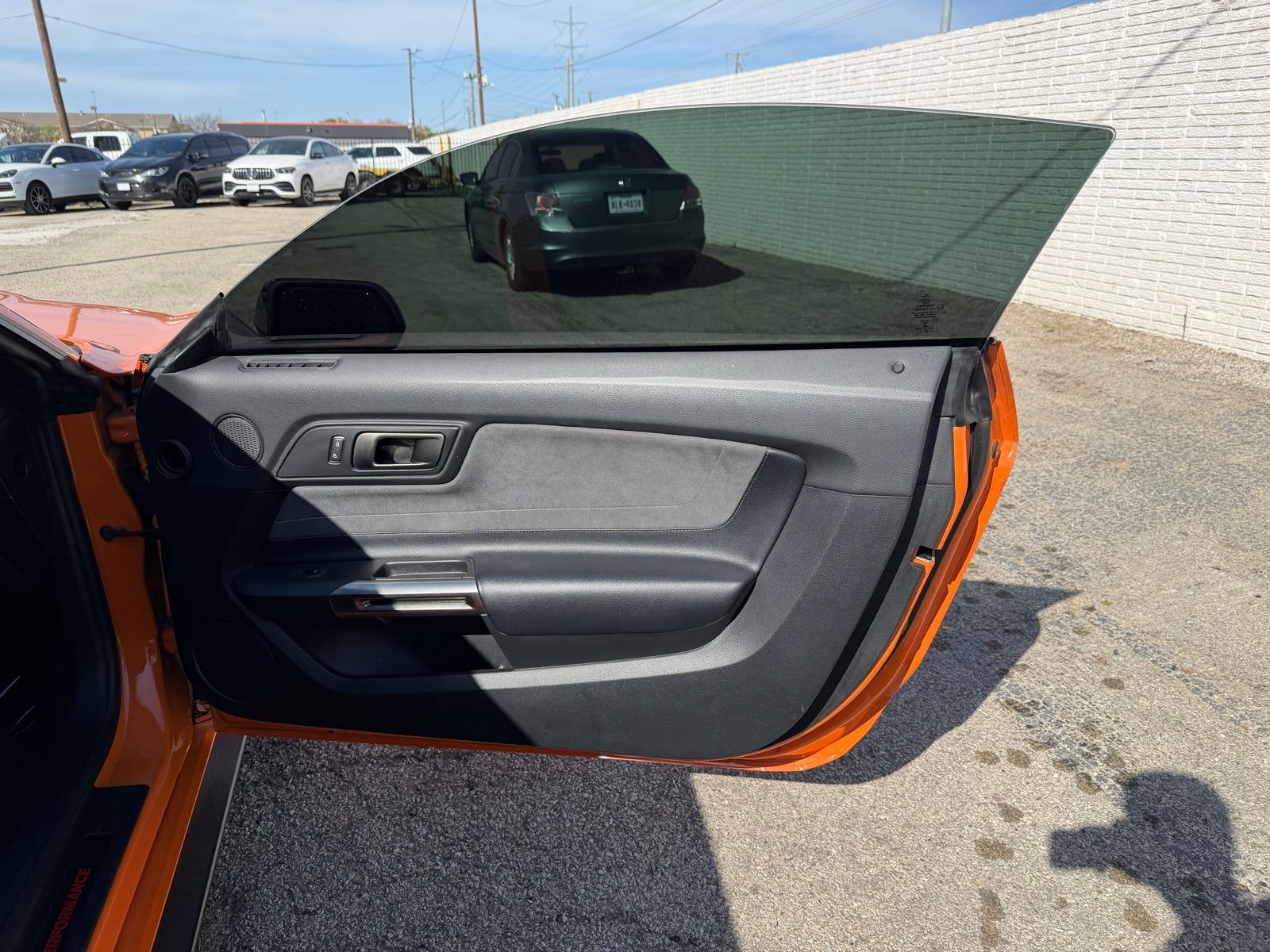 2020 Ford Mustang Shelby GT350 thumbnail 25