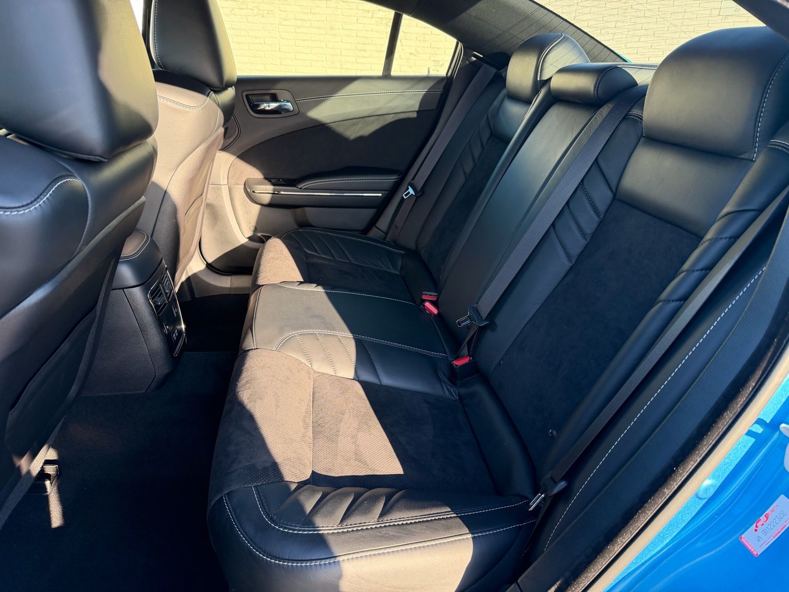 2023 Dodge Charger thumbnail 23