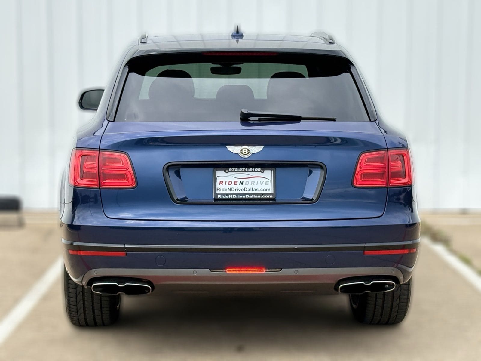2019 Bentley Bentayga thumbnail 7