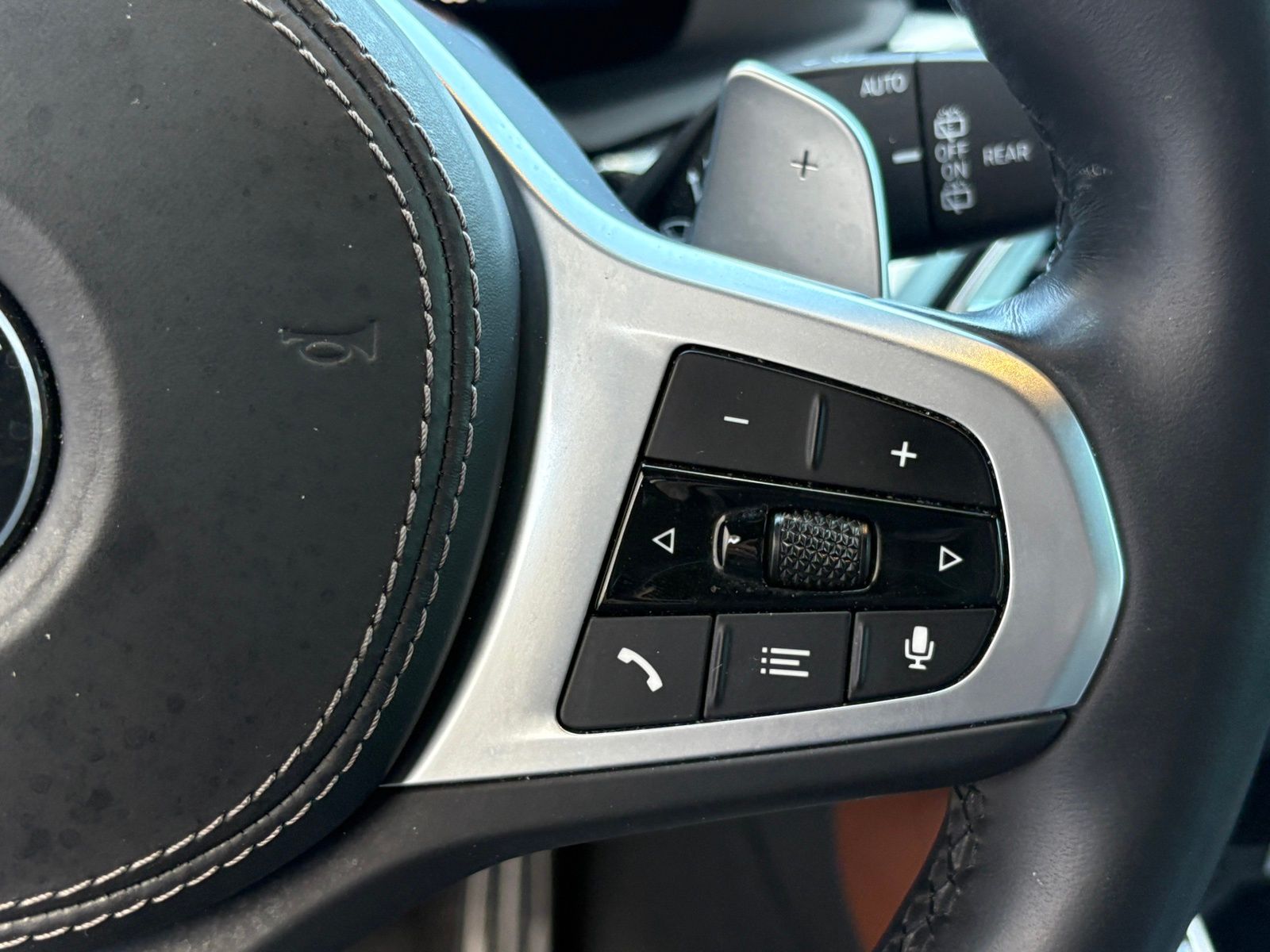 2023 BMW X5 thumbnail 22