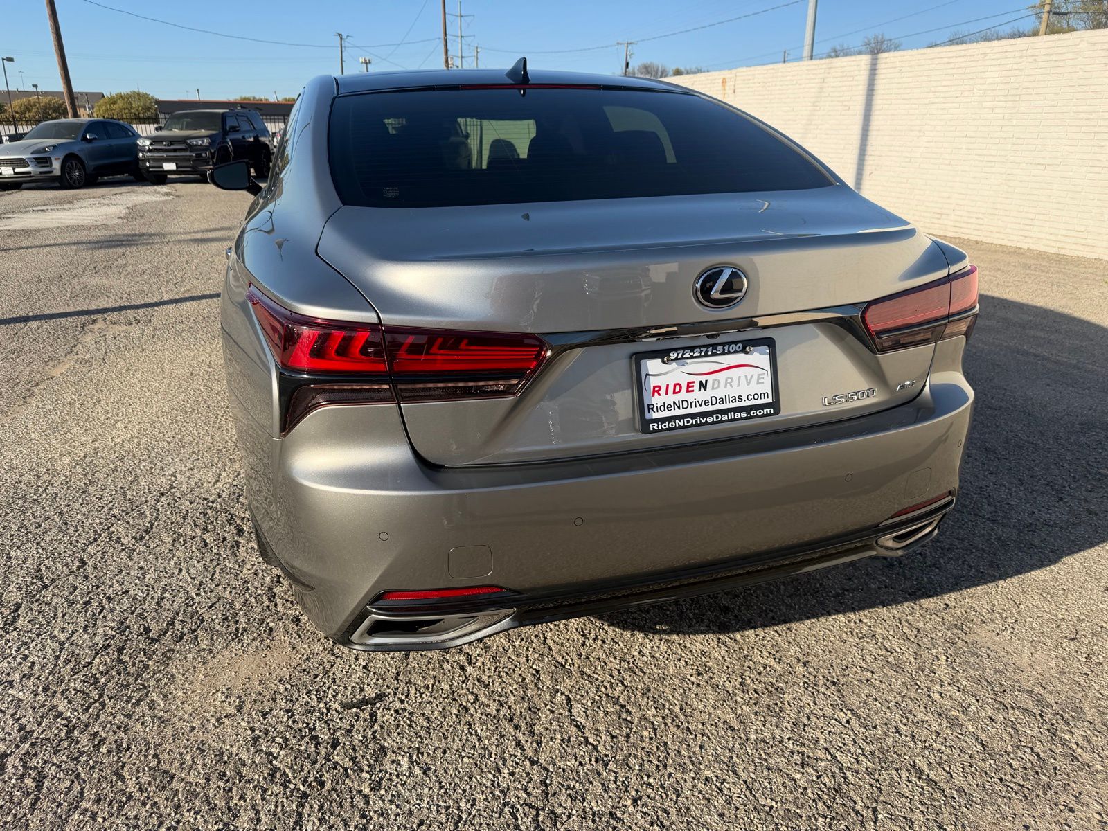 2023 Lexus LS 500 thumbnail 6
