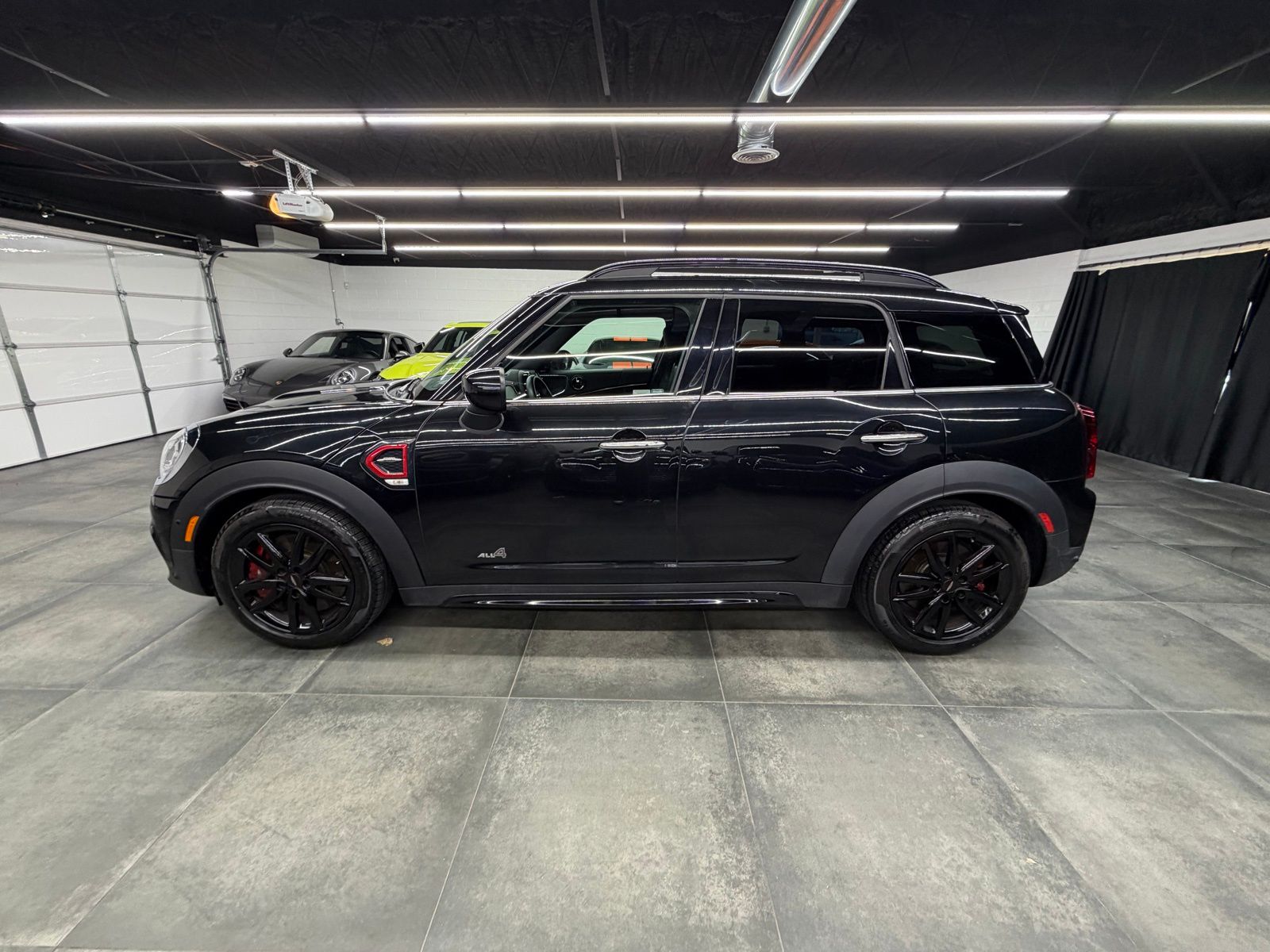 2023 MINI Countryman - Image 3