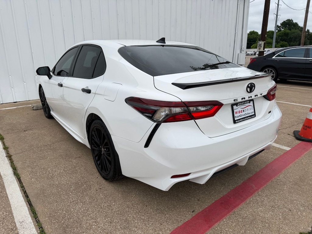 Used 2022 Toyota Camry SE Sedan