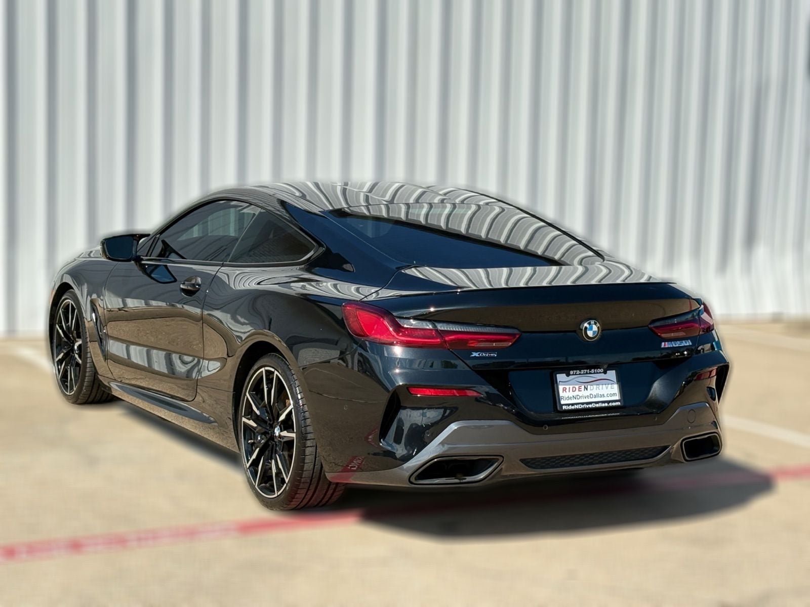 2023 BMW M850i thumbnail 7