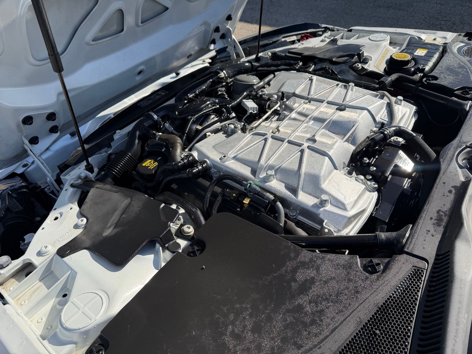 2016 Jaguar F-TYPE thumbnail 25