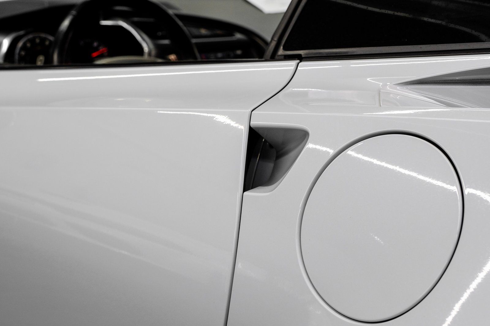 2018 Chevrolet Corvette 3LT - Photo 43