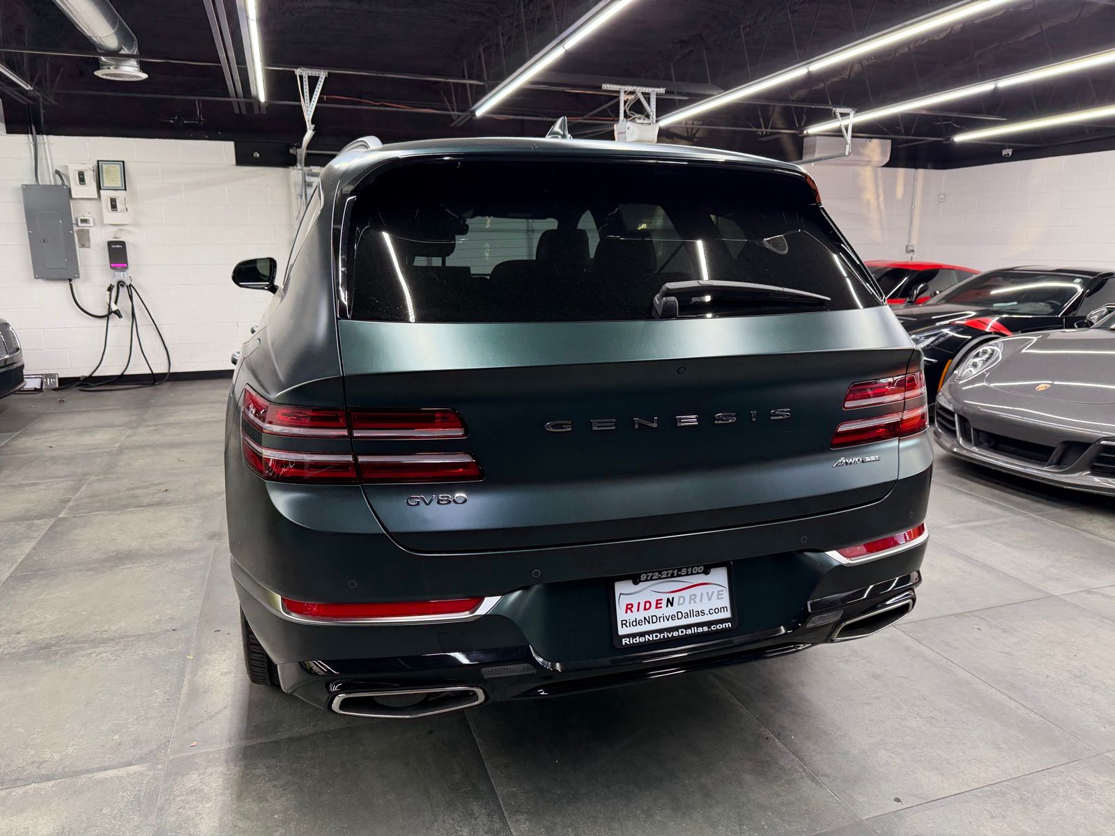 2023 Genesis GV80 thumbnail 6