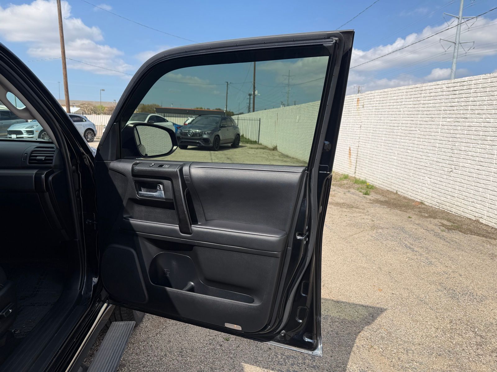 2020 Toyota 4Runner thumbnail 28