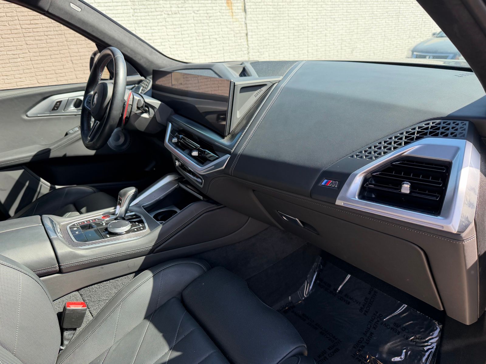 2024 BMW XM thumbnail 19