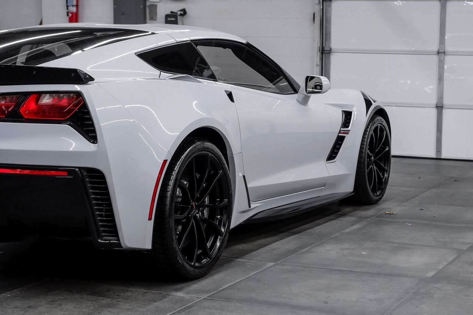 2018 Chevrolet Corvette 3LT - Photo 15