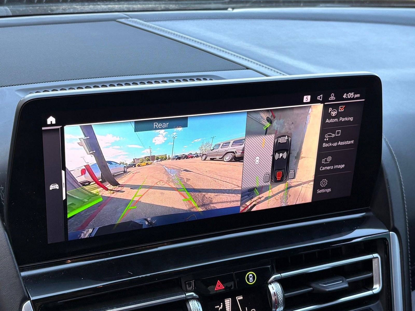 2023 BMW M850i thumbnail 25