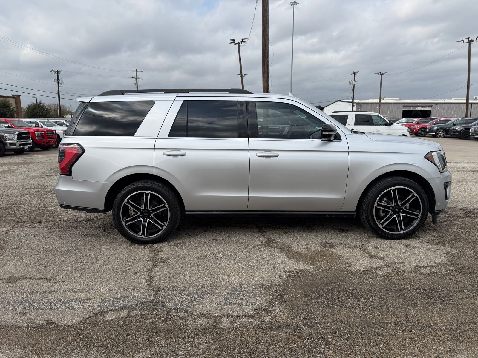 2019 Ford Expedition thumbnail 9