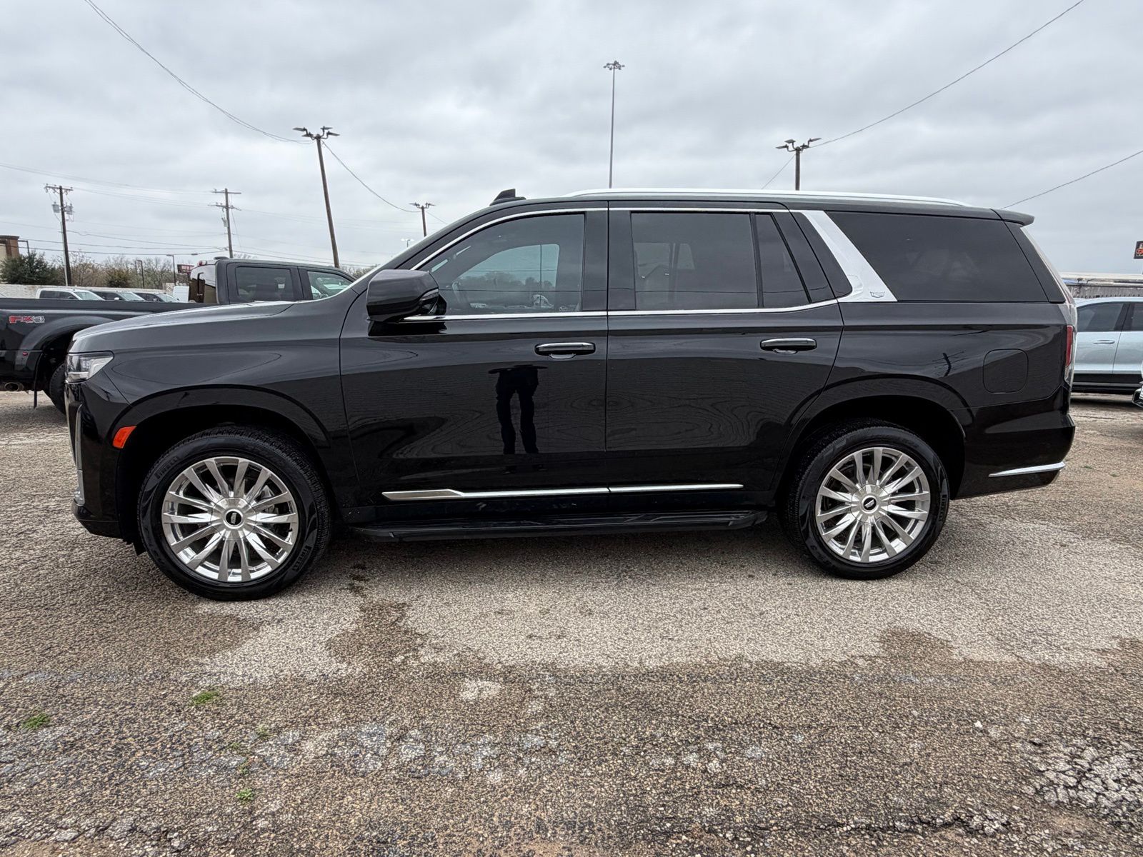 2022 CADILLAC Escalade - Image 3