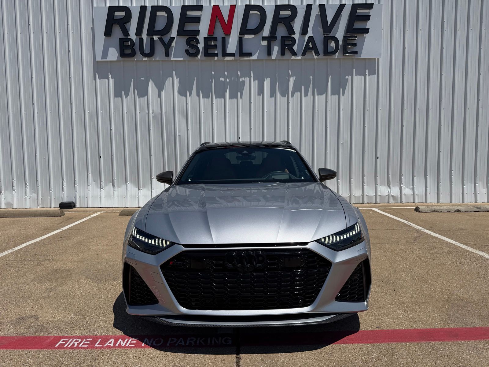 2024 Audi RS 6 Avant Performance's photo