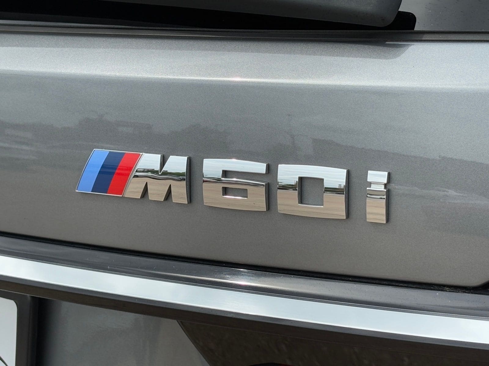 2023 BMW X7 thumbnail 14