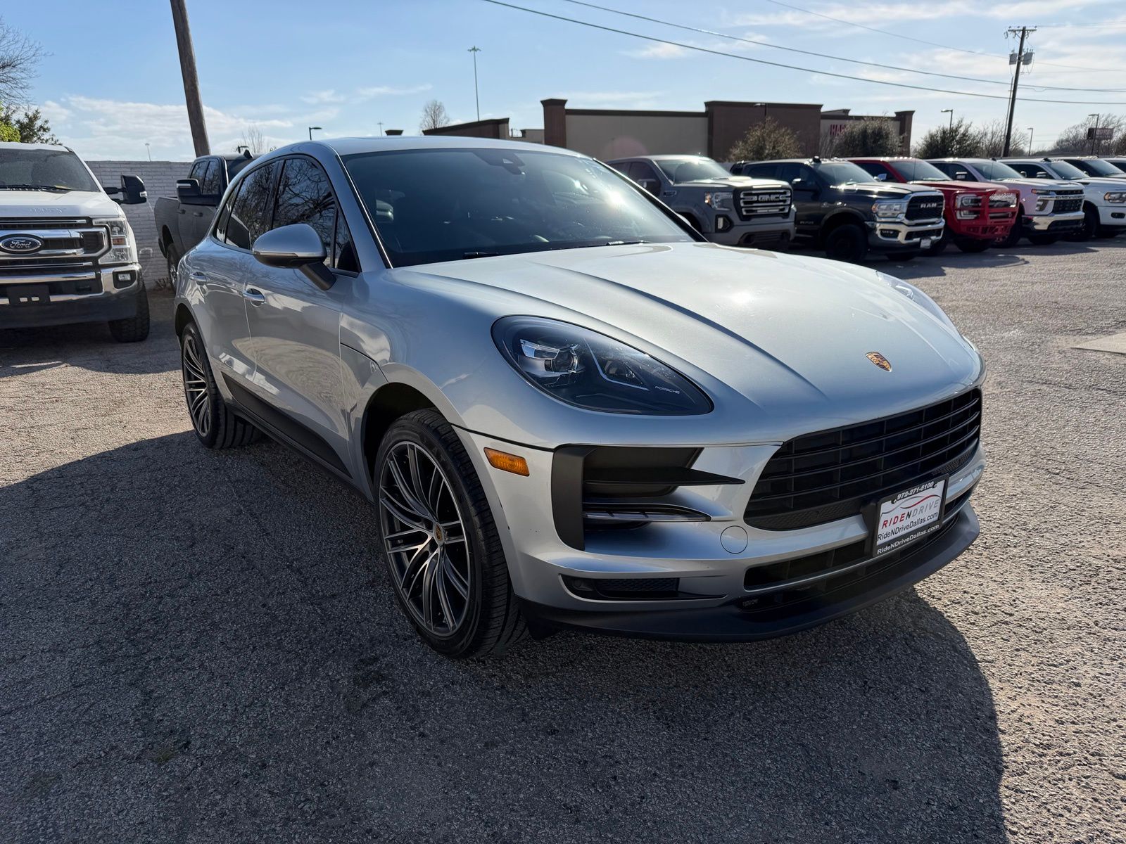 2020 Porsche Macan thumbnail 10