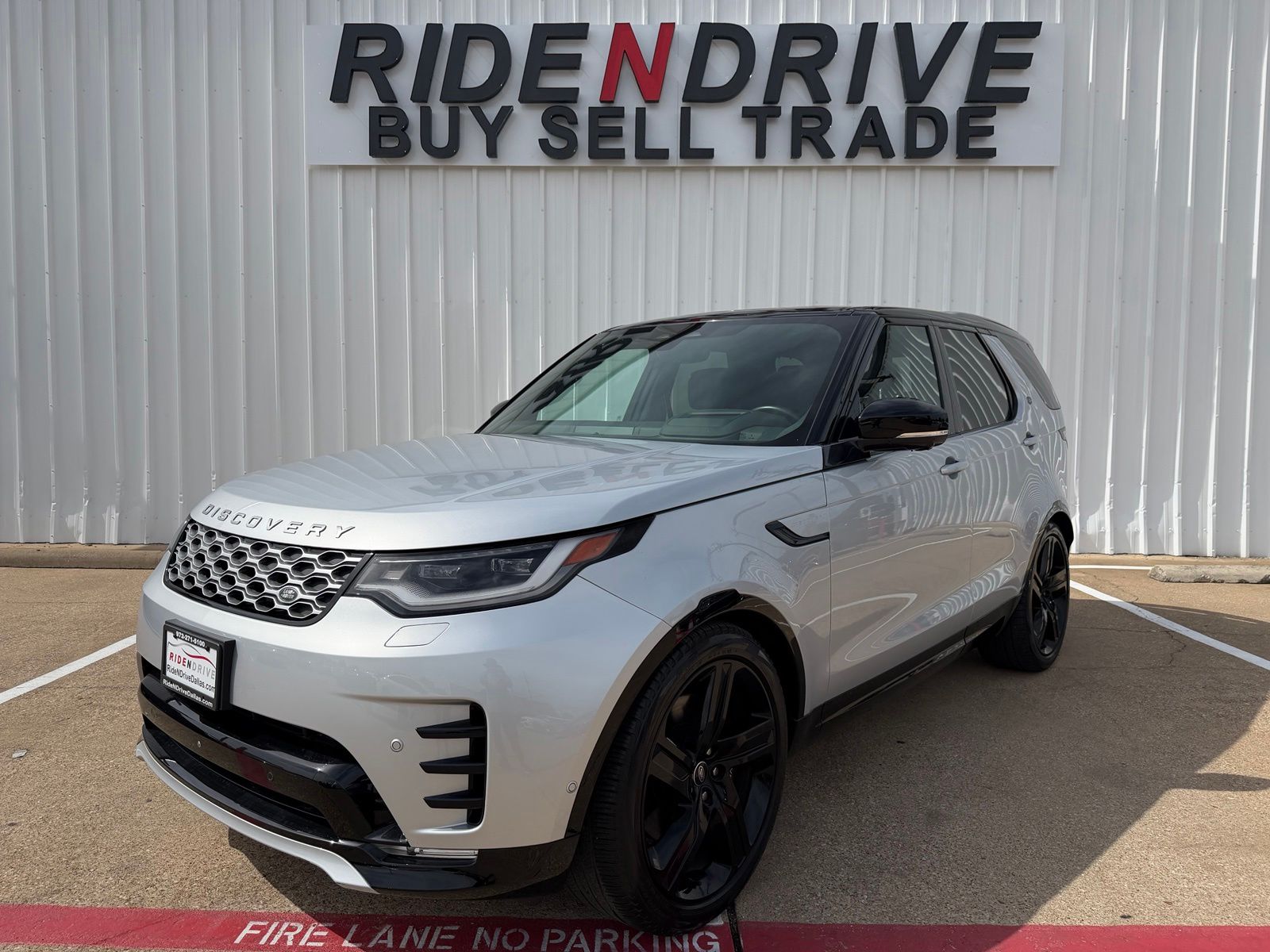 2024 Land Rover Discovery