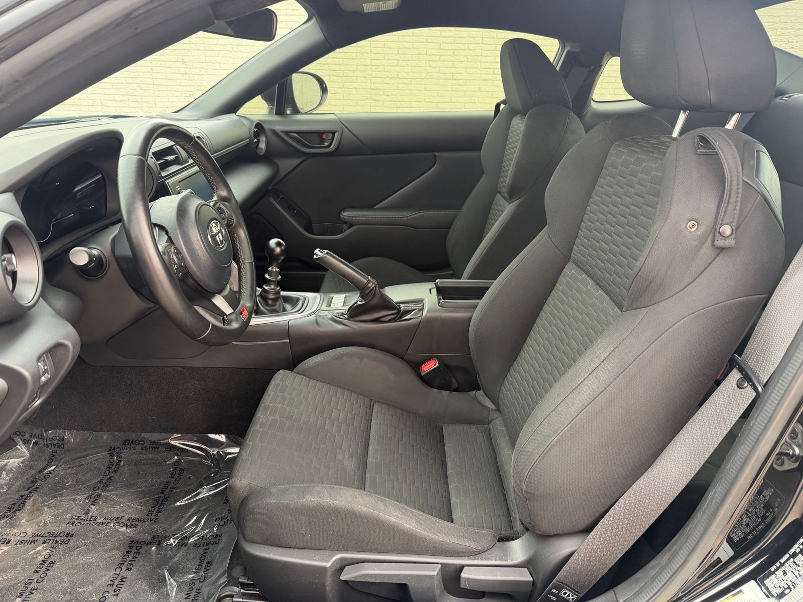 2023 Toyota GR86 thumbnail 21