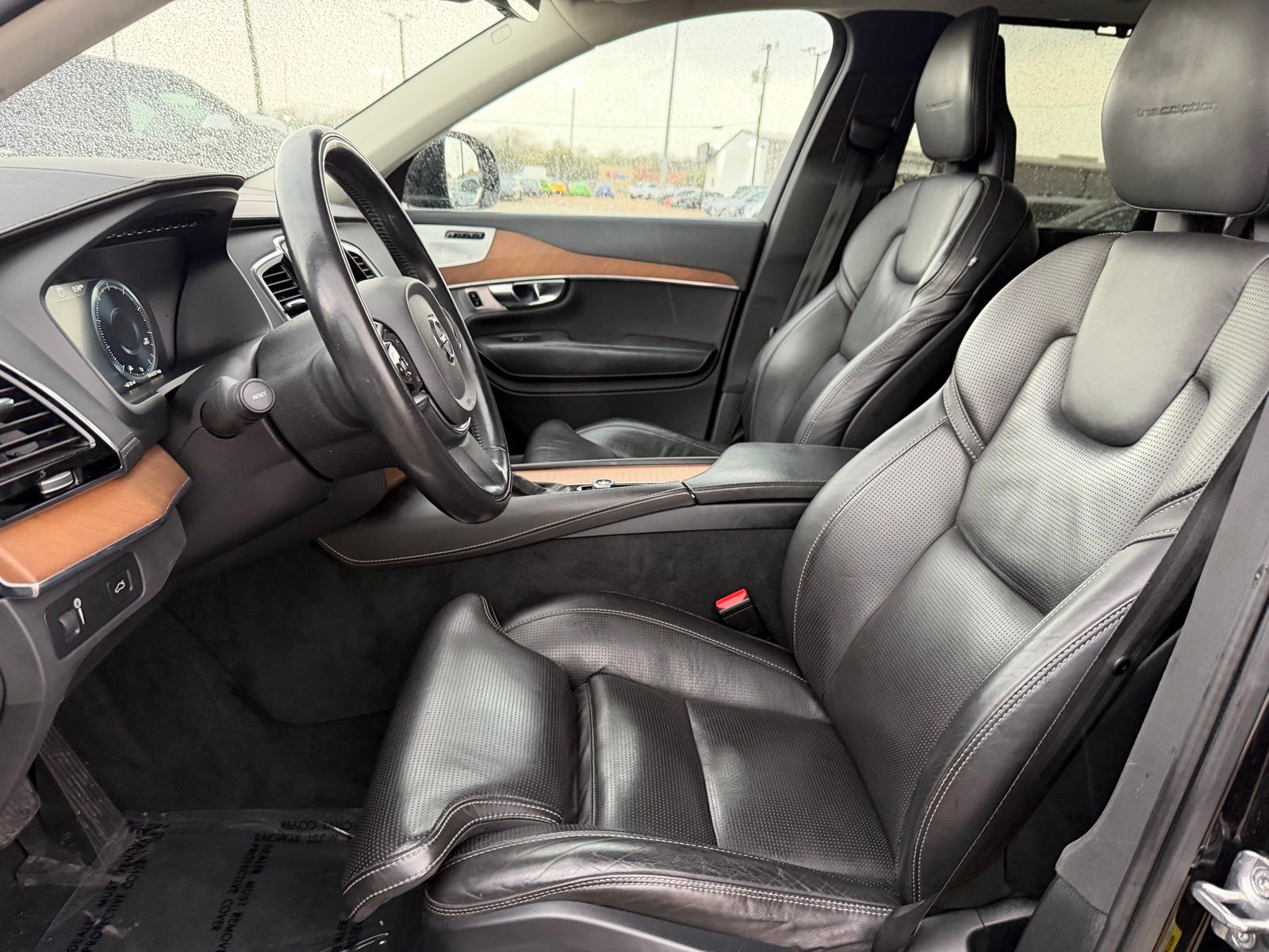 2016 Volvo XC90 thumbnail 20