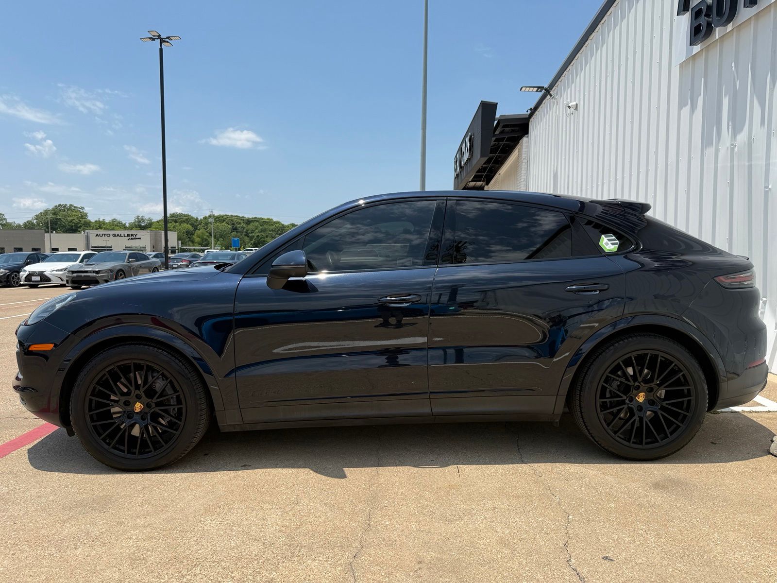 2023 Porsche Cayenne Coup Platinum Edition - Photo 3