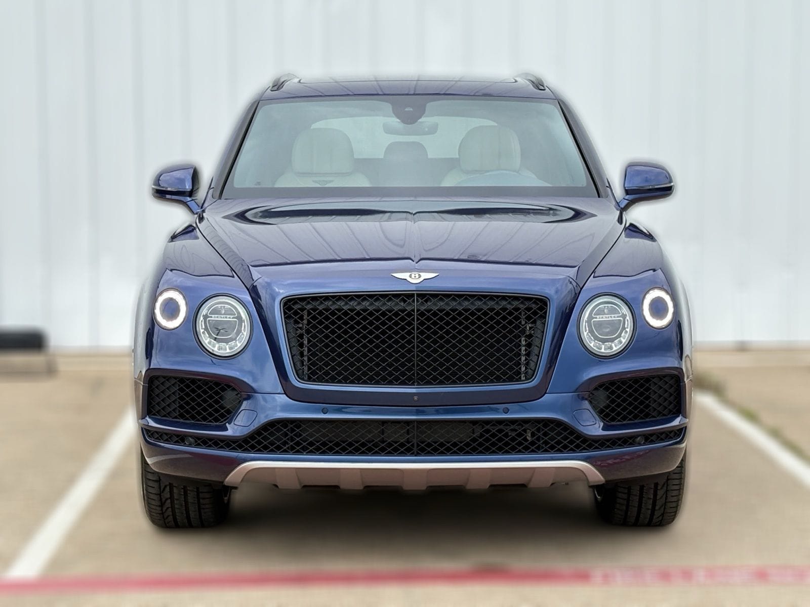 2019 Bentley Bentayga thumbnail 5
