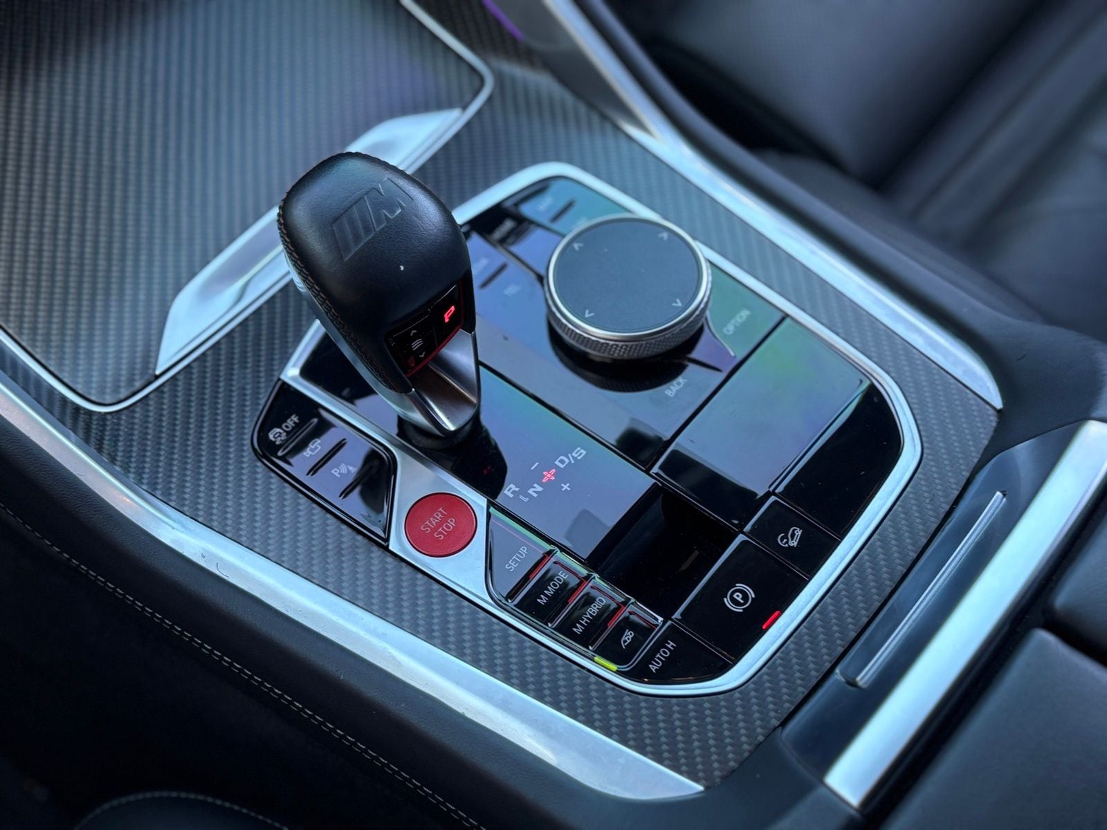 2024 BMW XM thumbnail 22