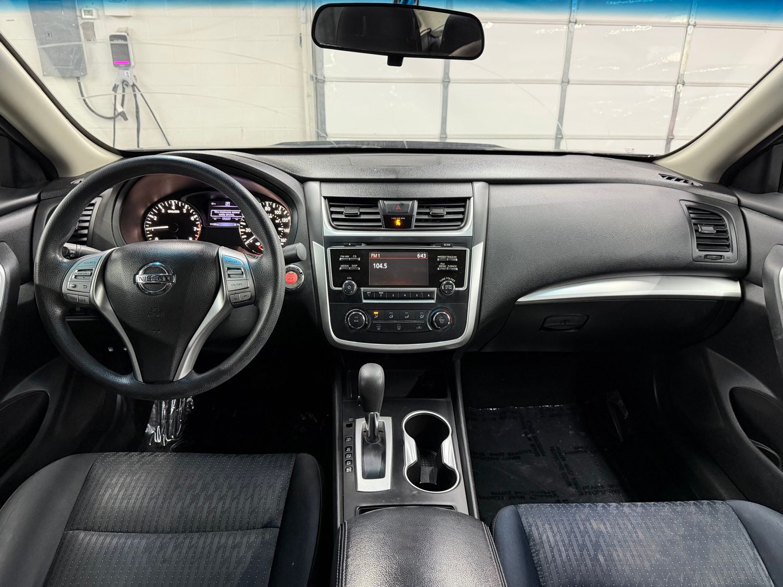 2017 Nissan Altima thumbnail 13