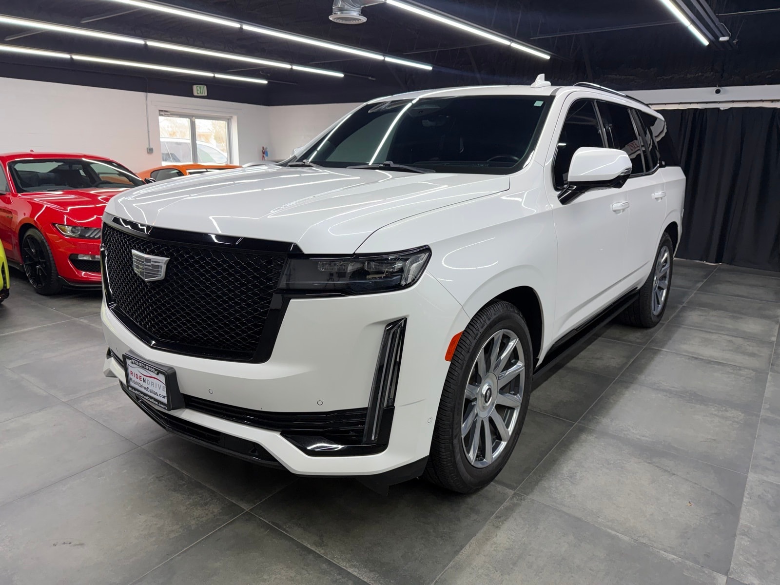 2023 Cadillac Escalade Sport Platinum's photo