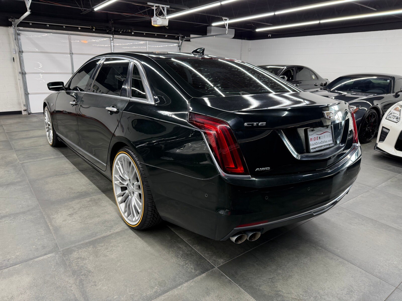 2017 Cadillac CT6 Luxury photo 4