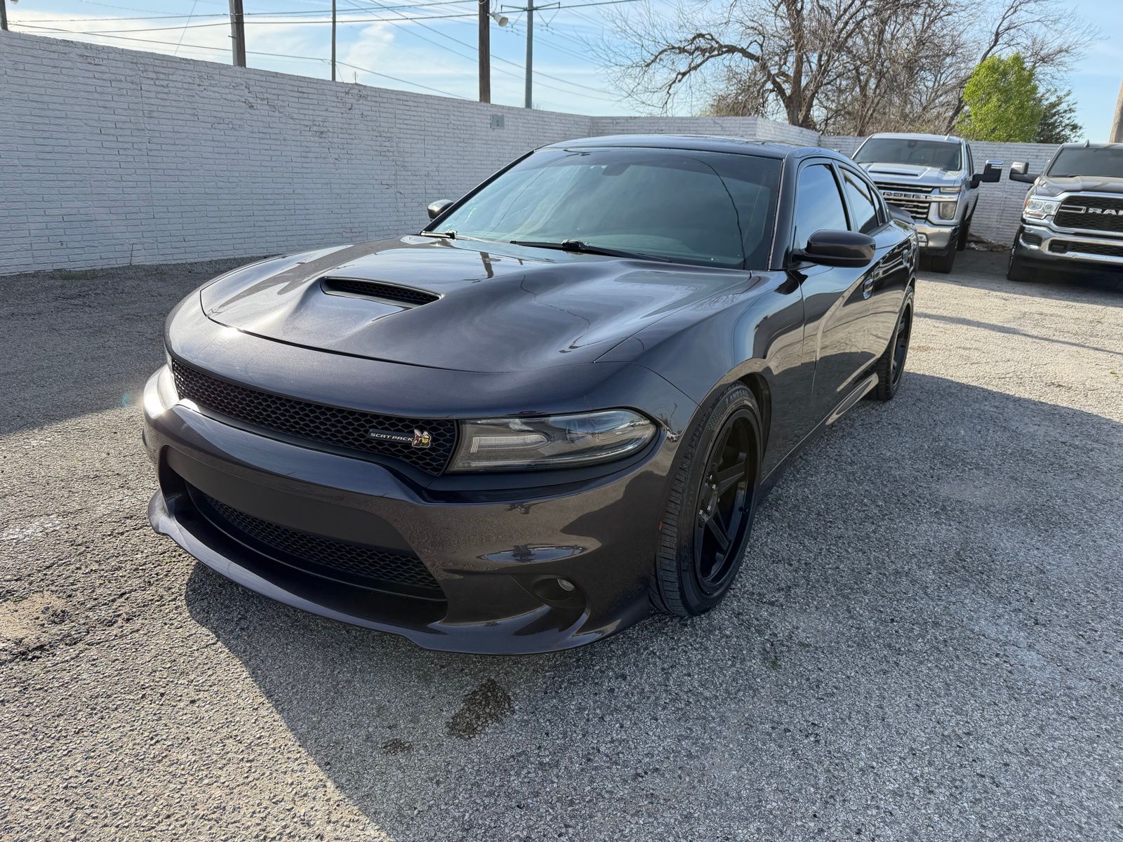 2018 Dodge Charger - Image 1