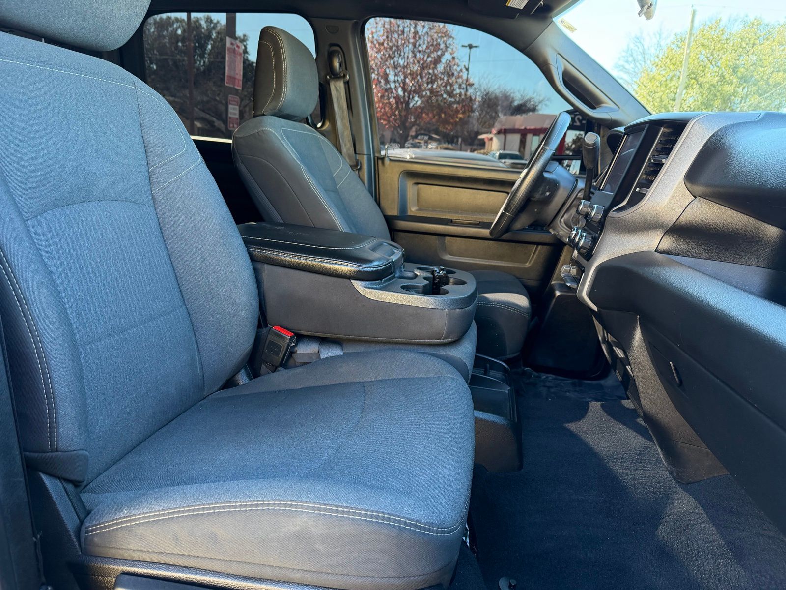 2024 Ram 2500 thumbnail 23