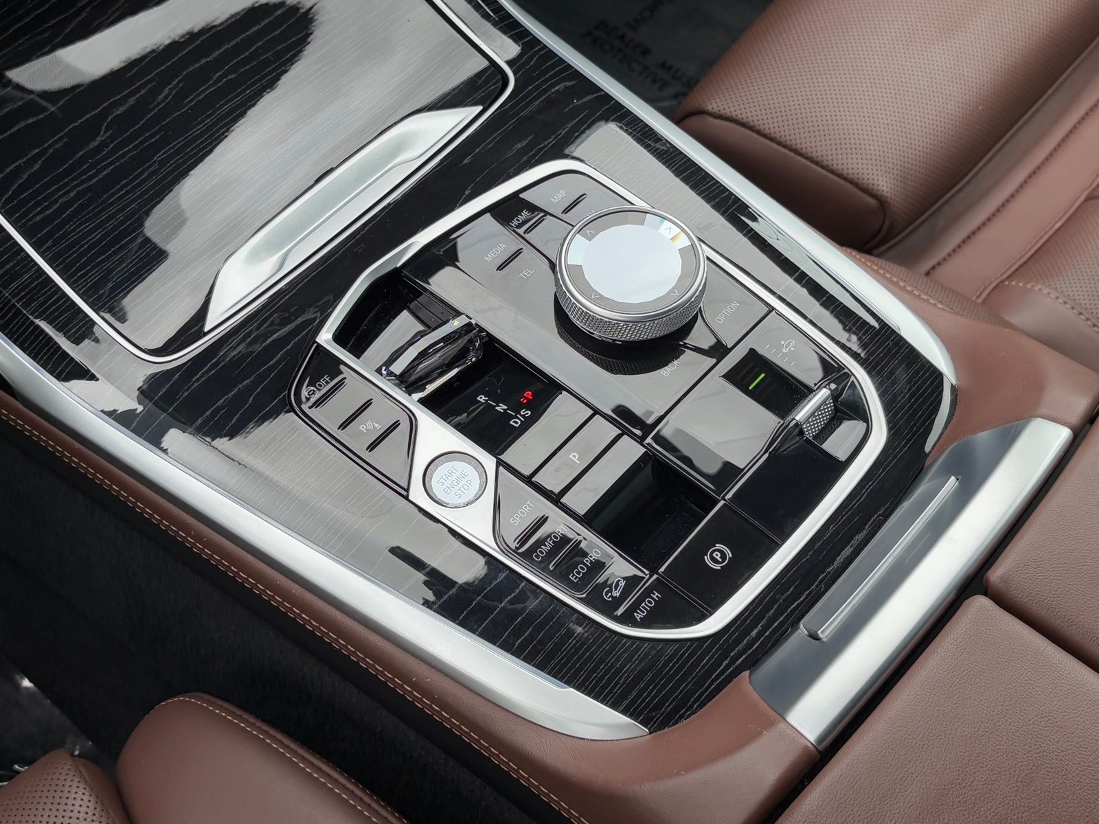 2023 BMW X7 thumbnail 26