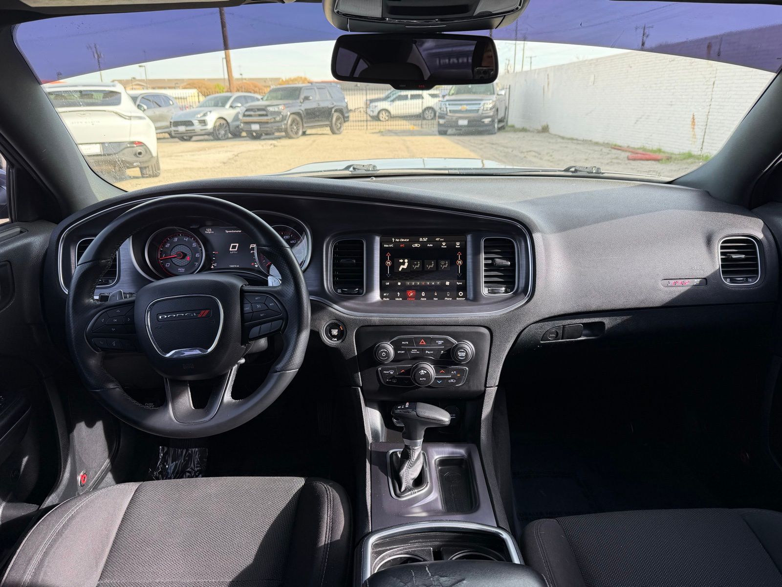 2018 Dodge Charger thumbnail 13