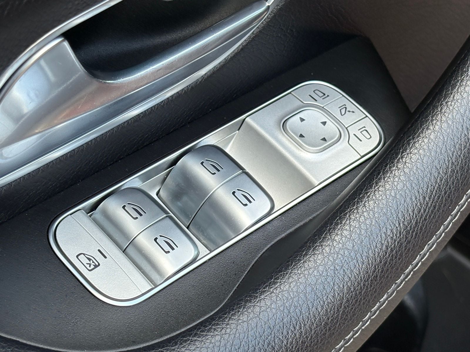 2022 Mercedes-Benz GLS 450 thumbnail 41