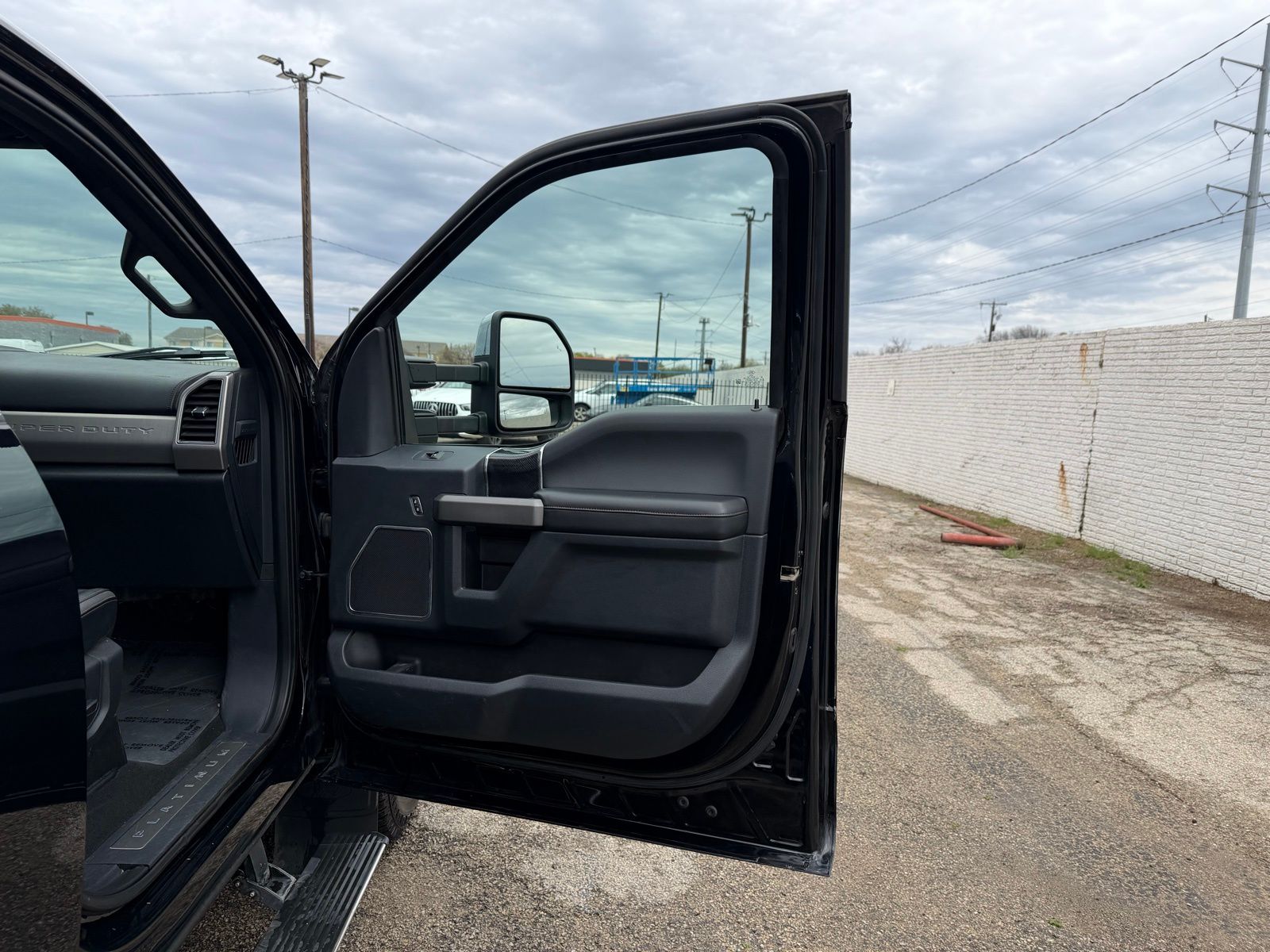 2022 Ford F-350 thumbnail 25