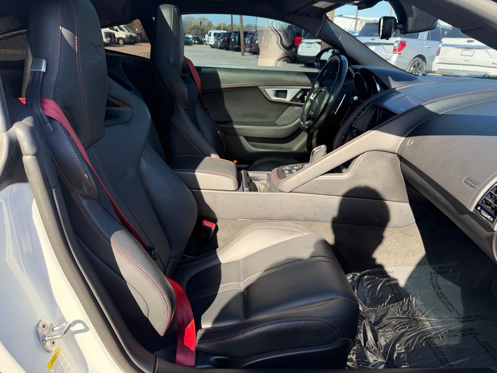 2016 Jaguar F-TYPE thumbnail 23