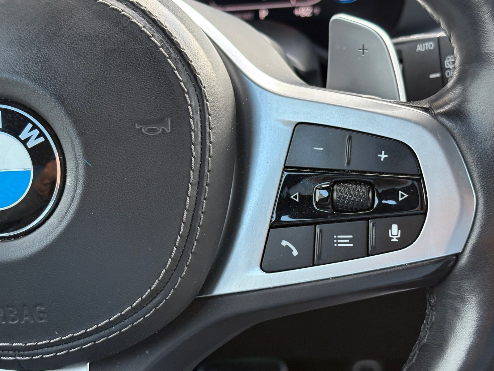2022 BMW X5 thumbnail 22