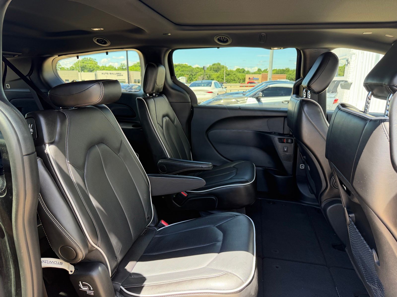 2025 Chrysler Pacifica Limited - Photo 25