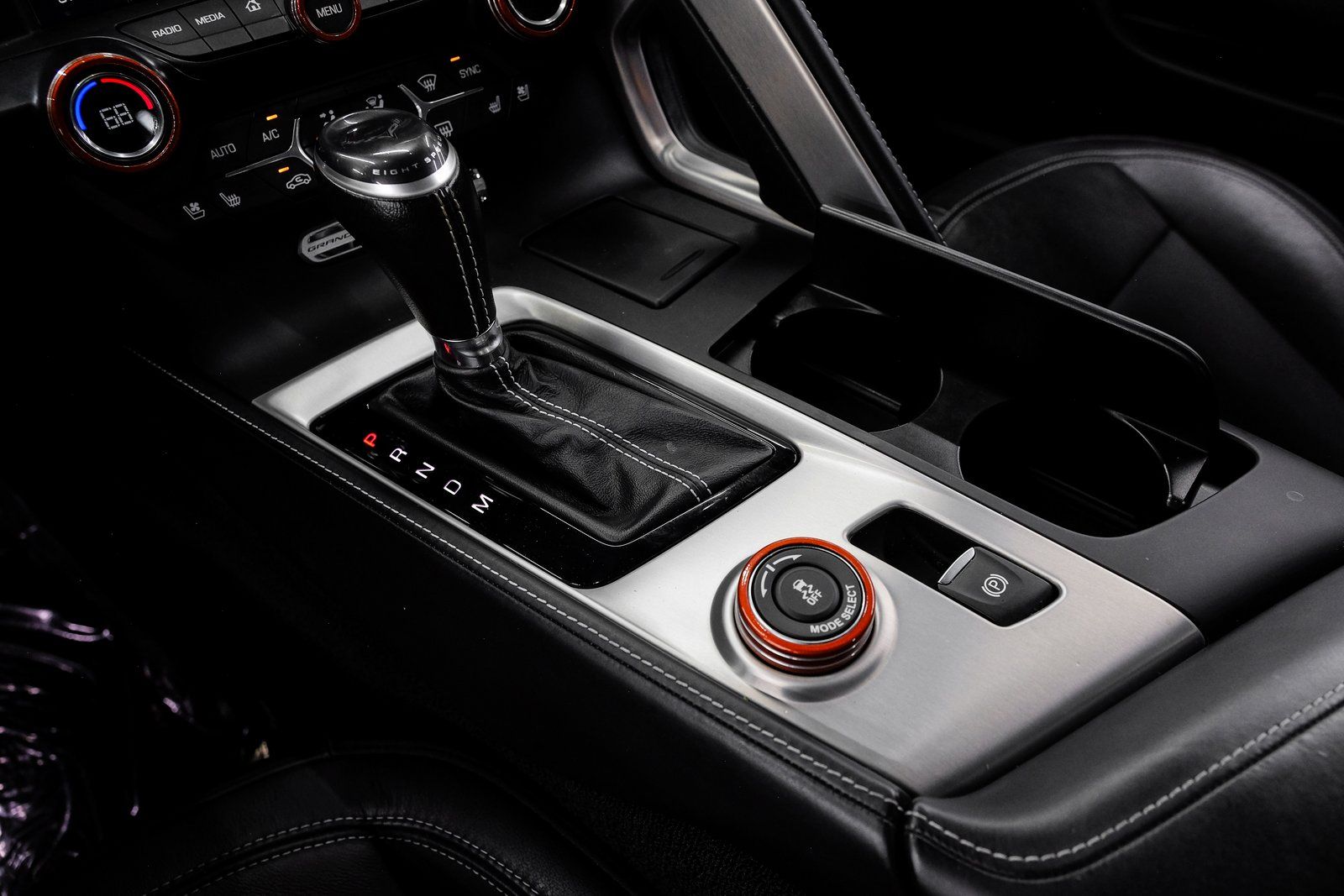 2018 Chevrolet Corvette 3LT - Photo 33