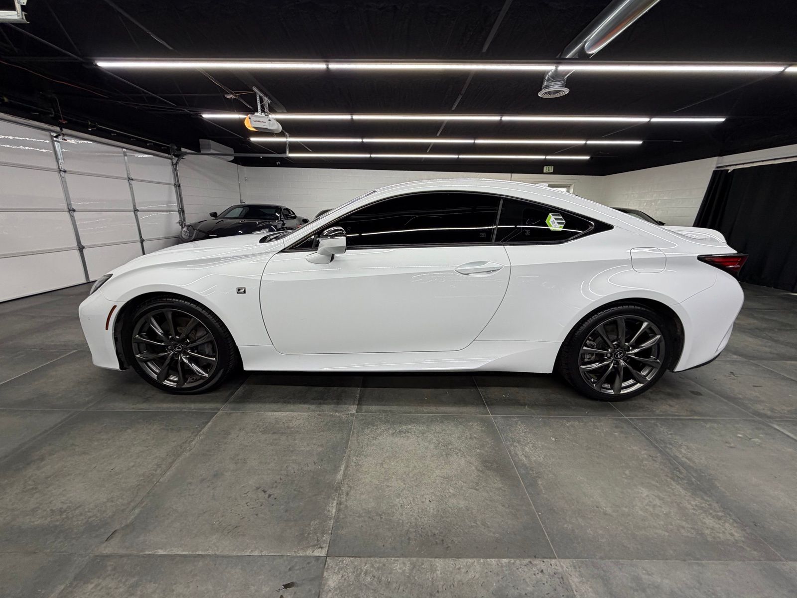 2022 Lexus RC 350 - Image 3