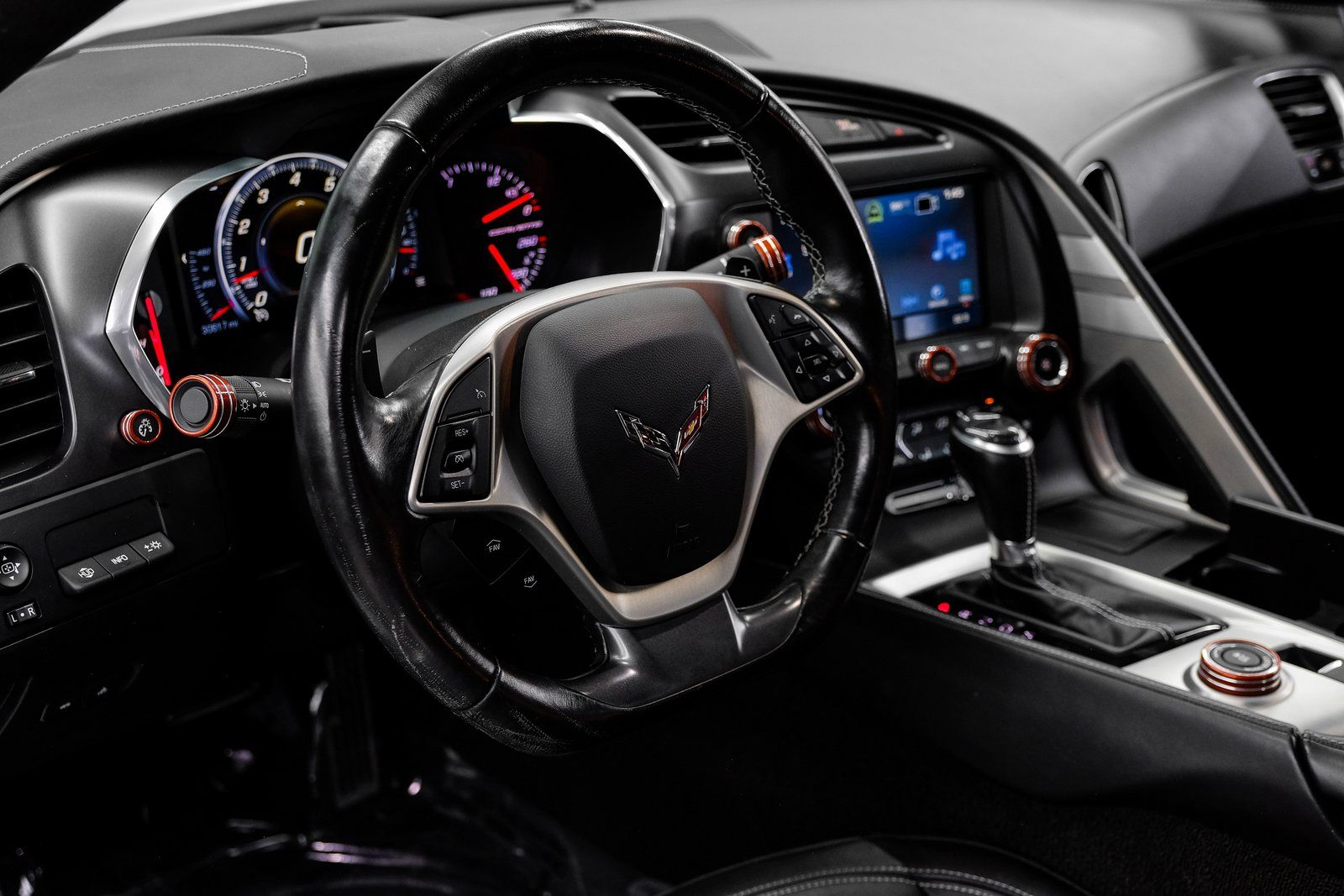 2018 Chevrolet Corvette 3LT - Photo 23