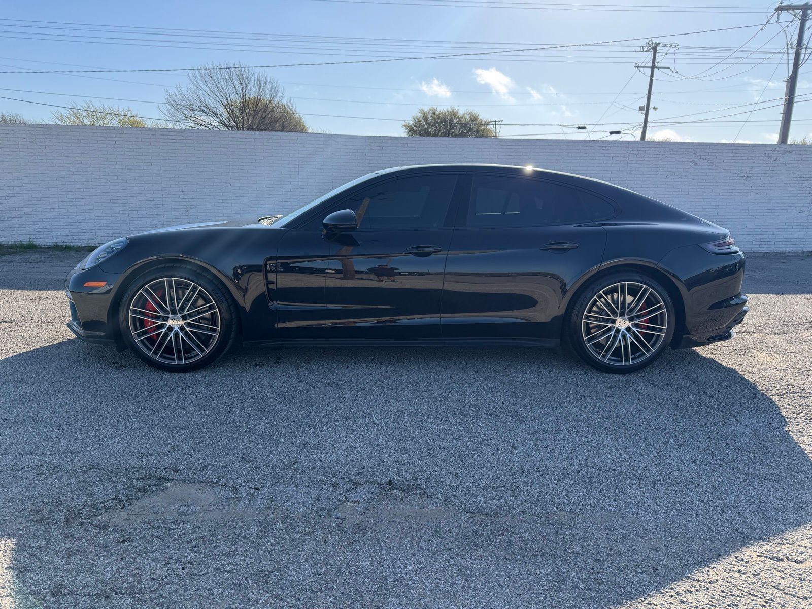 2017 Porsche Panamera - Image 3