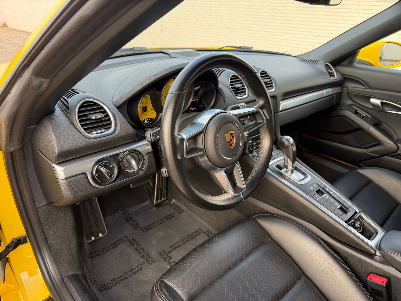 2021 Porsche 718 Boxster thumbnail 18