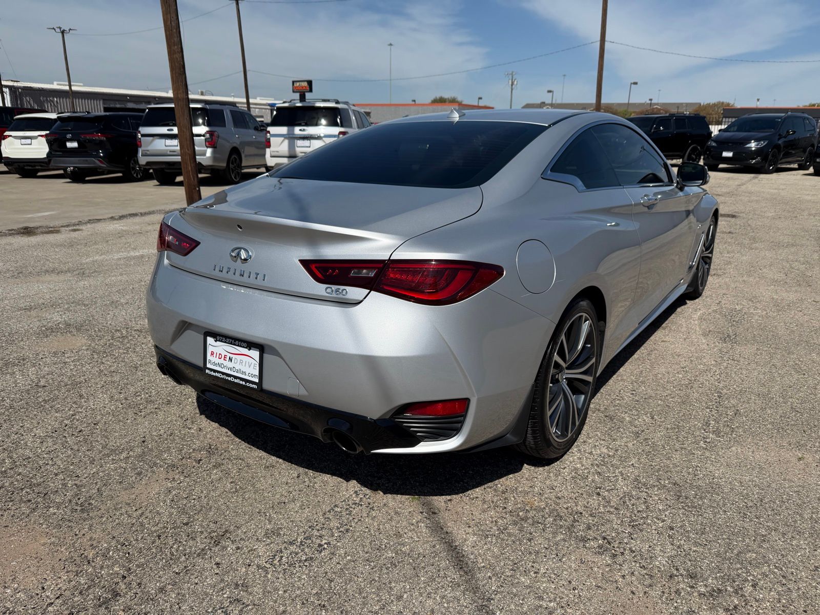 2018 INFINITI Q60 thumbnail 8